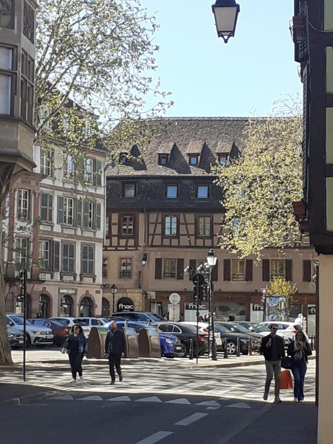 Au Coup De Coeur Lägenhet Colmar Exteriör bild